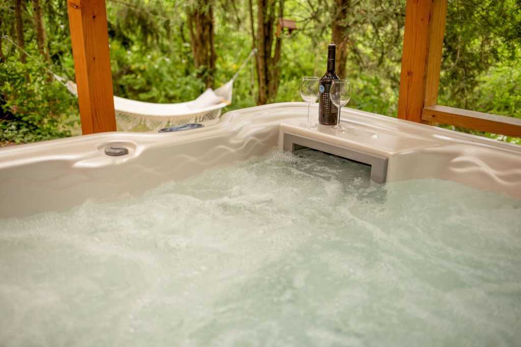 Chillinn Csillag Cottage jakuzzi